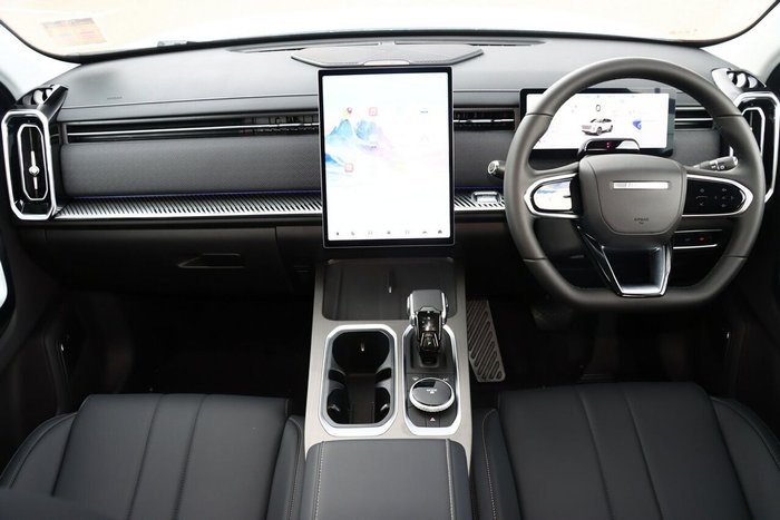 2025 Jaecoo J7 Track