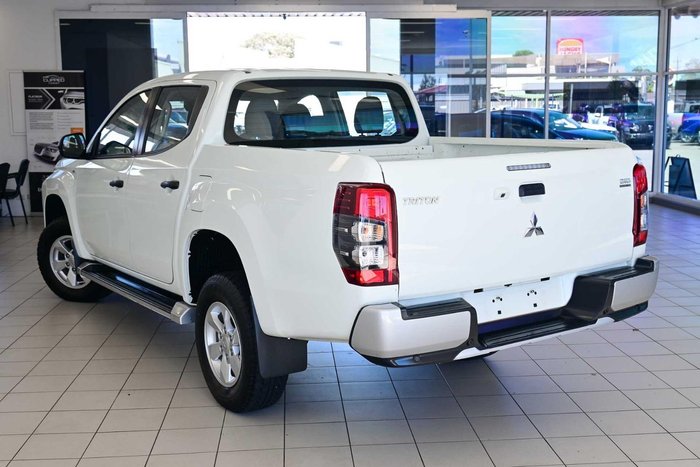 2021 Mitsubishi Triton GLX+