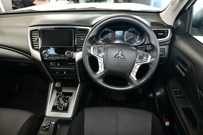 2021 Mitsubishi Triton GLX+