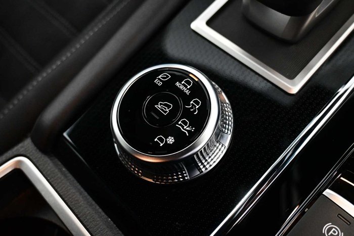 2024 Mitsubishi Outlander Black Edition