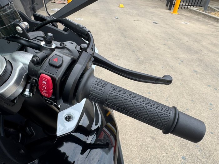 2025 CFMOTO 675 SR-R GREY