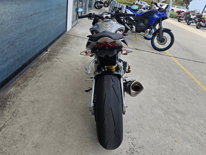 2016 APRILIA TUONO V4 RR Black