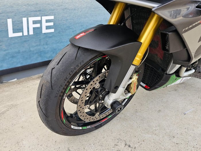 2016 APRILIA TUONO V4 RR Black