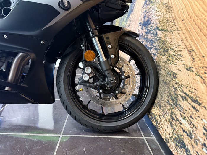 2025 Yamaha 2025 Yamaha 655CC YZF-R7 LAMS BLACK