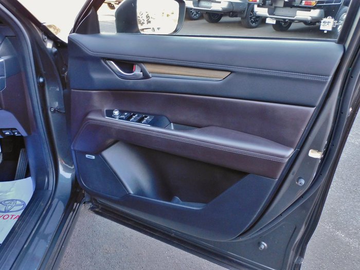 2018 Mazda CX-8 Asaki