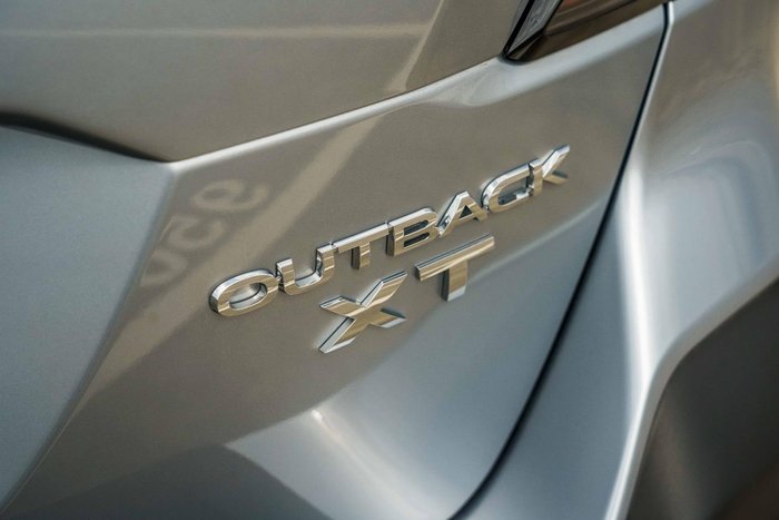 2025 Subaru Outback AWD Touring XT