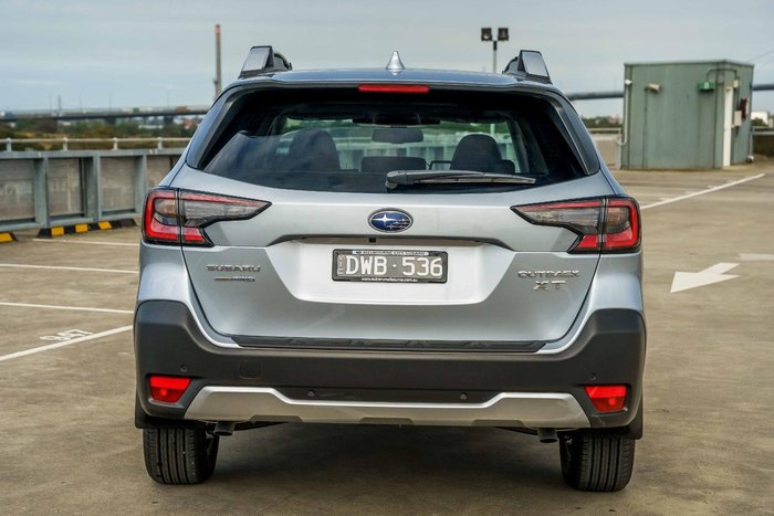 2025 Subaru Outback AWD Touring XT