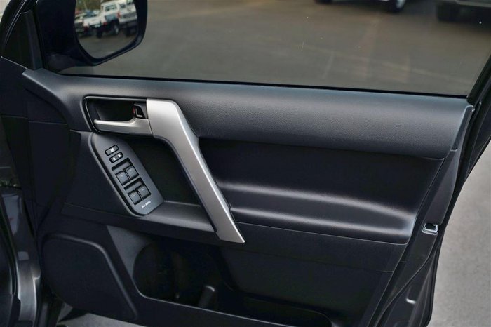 2021 Toyota Landcruiser Prado VX