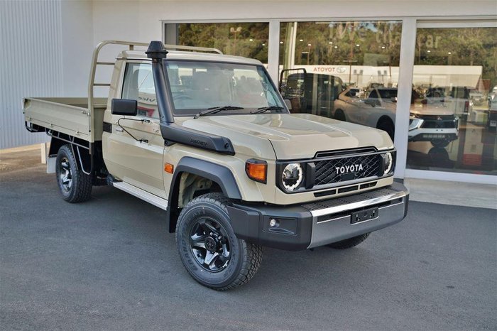 2025 Toyota Landcruiser GXL