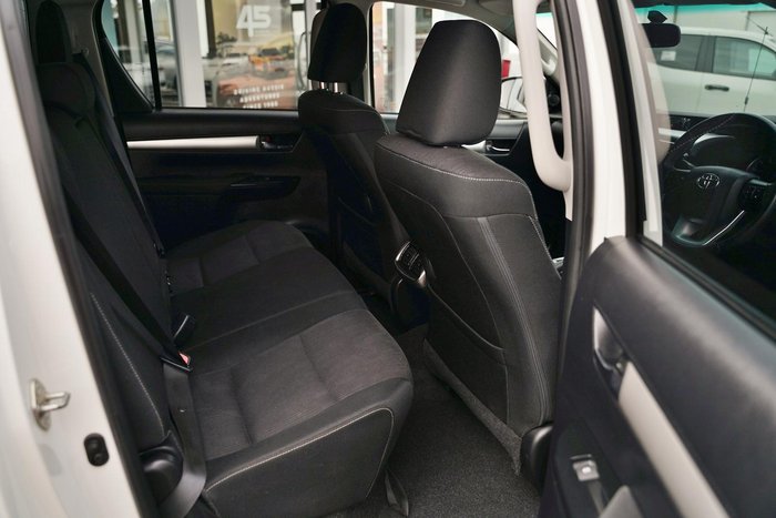 2018 Toyota Hilux SR5