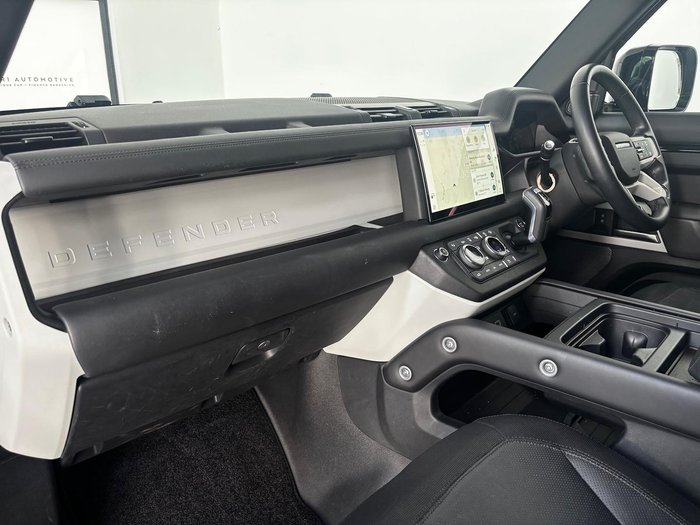 2023 Land Rover Defender 110 D300 X-Dynamic HSE L663 MY23.5 AWD Santorini Black