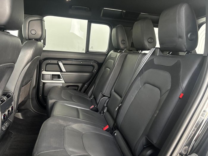 2023 Land Rover Defender 110 D300 X-Dynamic HSE L663 MY23.5 AWD Santorini Black