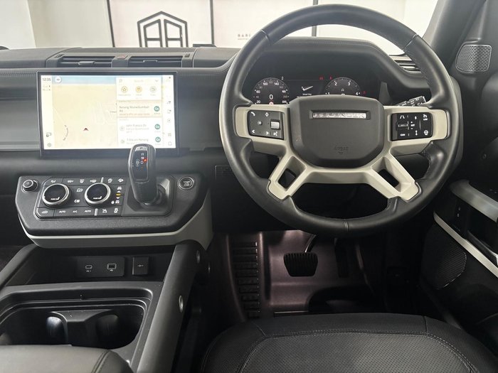 2023 Land Rover Defender 110 D300 X-Dynamic HSE L663 MY23.5 AWD Santorini Black