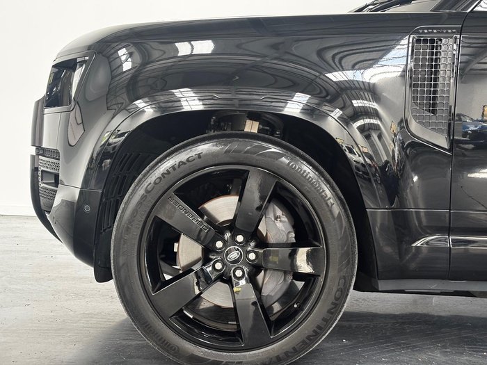 2023 Land Rover Defender 110 D300 X-Dynamic HSE L663 MY23.5 AWD Santorini Black