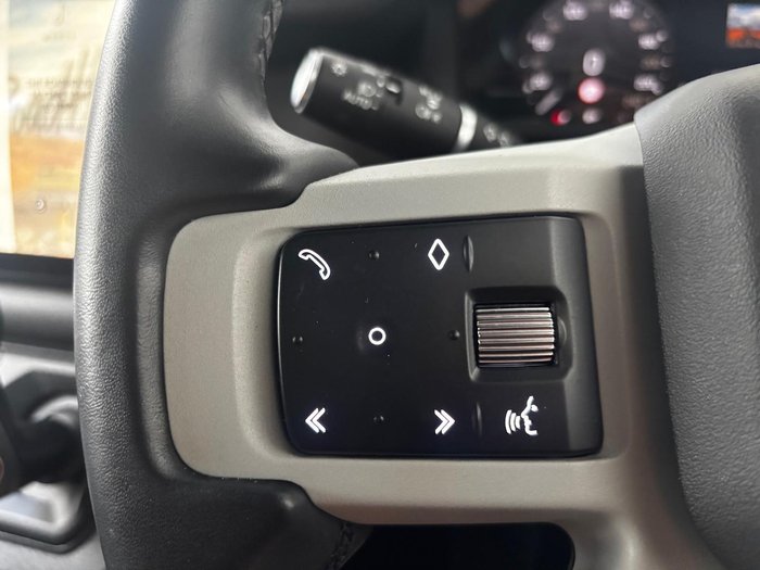 2023 Land Rover Defender 110 D300 X-Dynamic HSE L663 MY23.5 AWD Santorini Black