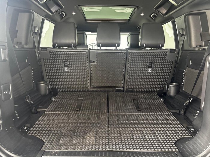 2023 Land Rover Defender 110 D300 X-Dynamic HSE L663 MY23.5 AWD Santorini Black