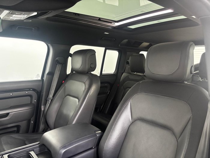 2023 Land Rover Defender 110 D300 X-Dynamic HSE L663 MY23.5 AWD Santorini Black