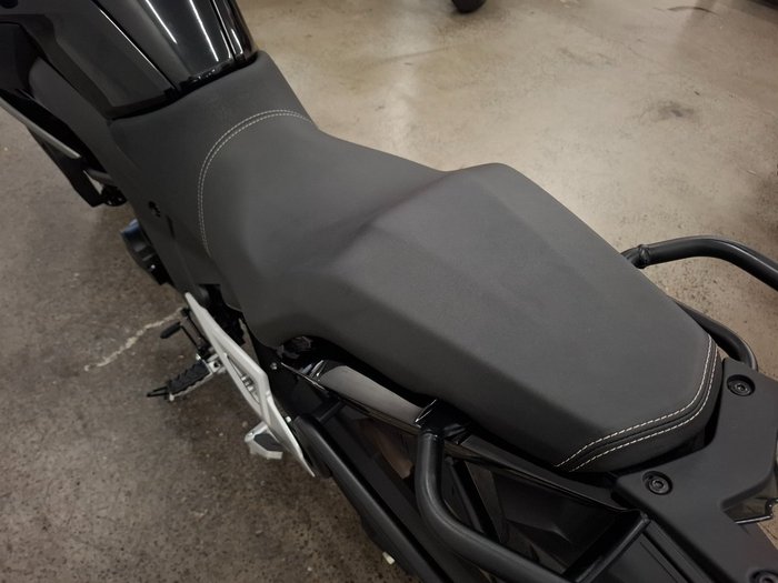 2023 CFMOTO MT NEBULA BLACK