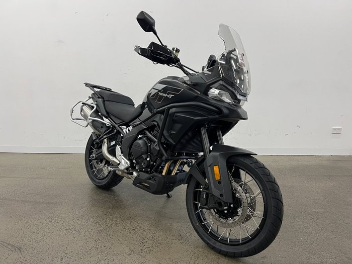 2023 CFMOTO MT NEBULA BLACK