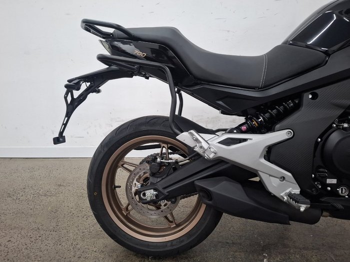 2023 CFMOTO MT NEBULA BLACK
