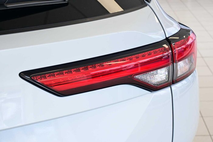 2023 Mitsubishi Outlander LS Black Edition