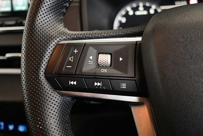 2023 Mitsubishi Outlander LS Black Edition