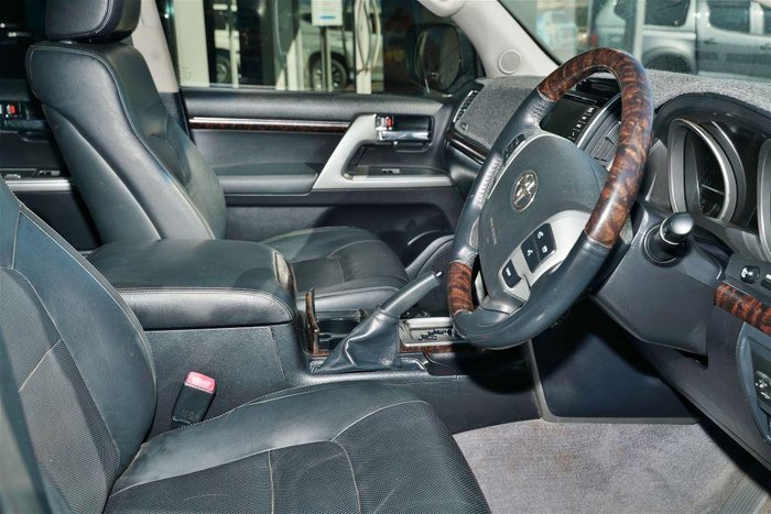 2013 Toyota Landcruiser Sahara