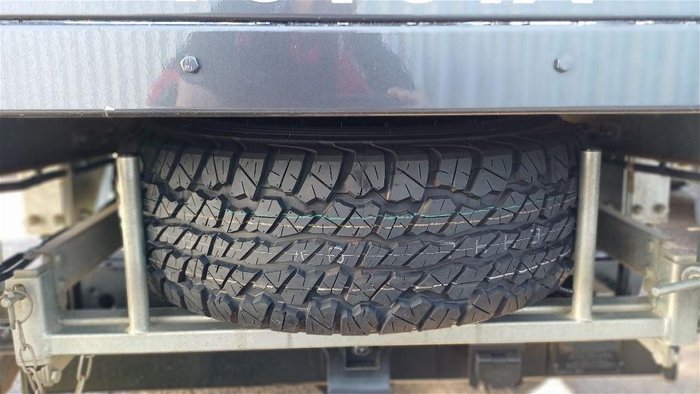 2024 Toyota Landcruiser GXL