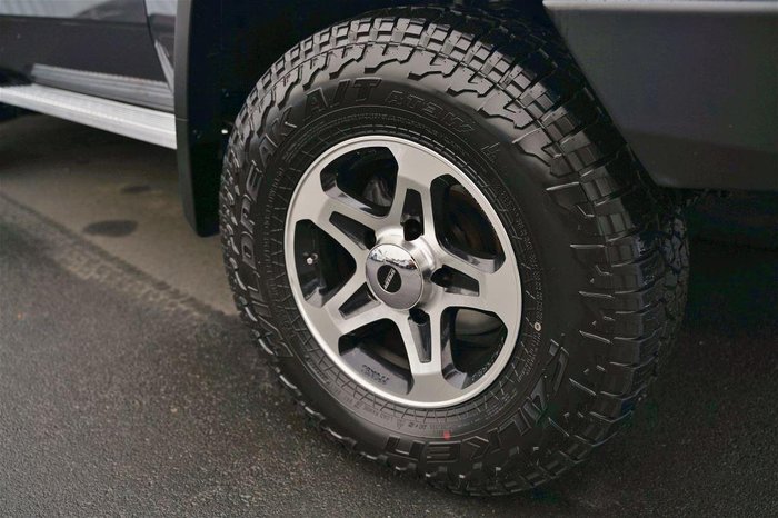 2024 Toyota Landcruiser GXL