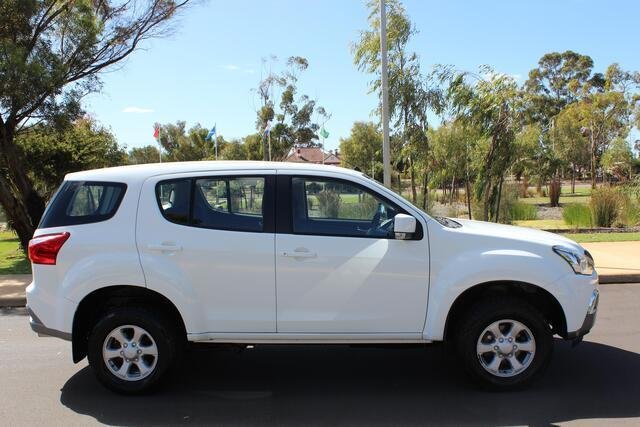 2020 Isuzu MU-X LS-M