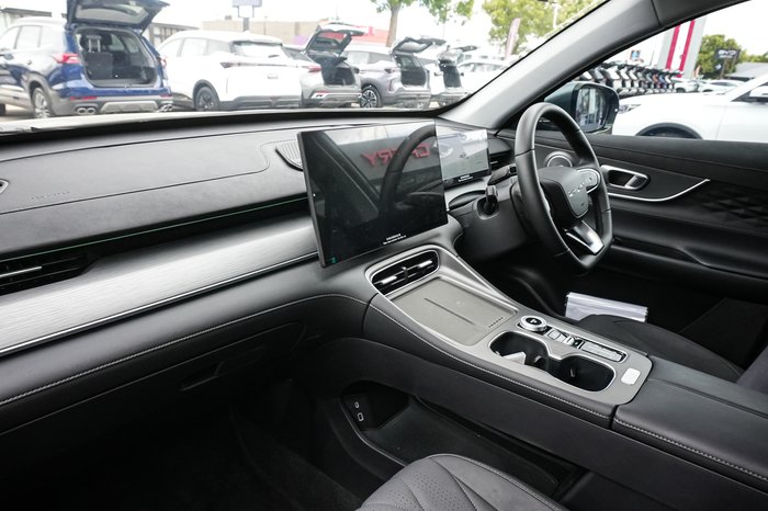 2025 Chery Tiggo 8 PRO MAX Super Hybrid DHT Ultimate