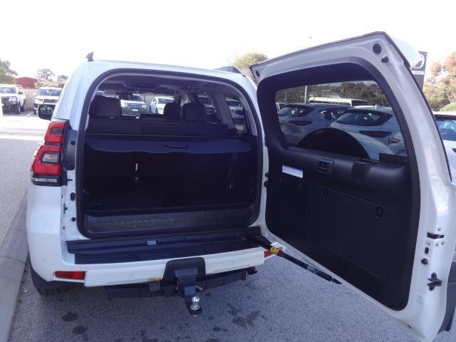 2022 Toyota Landcruiser Prado Kakadu