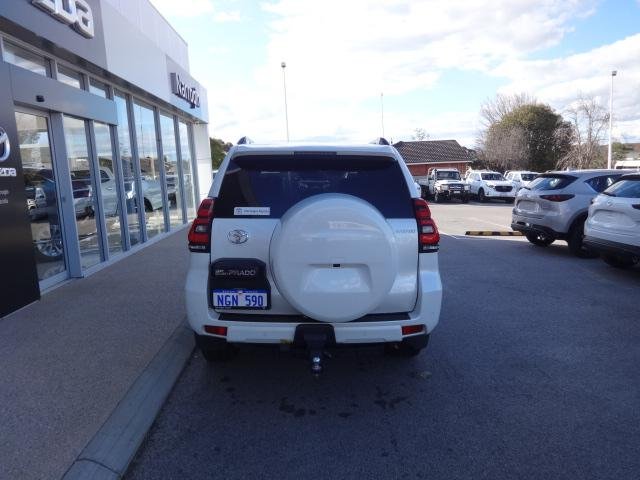 2022 Toyota Landcruiser Prado Kakadu