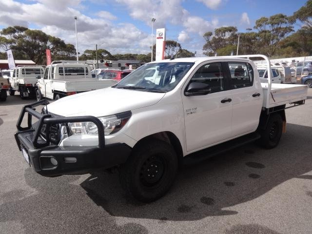 2019 Toyota Hilux SR