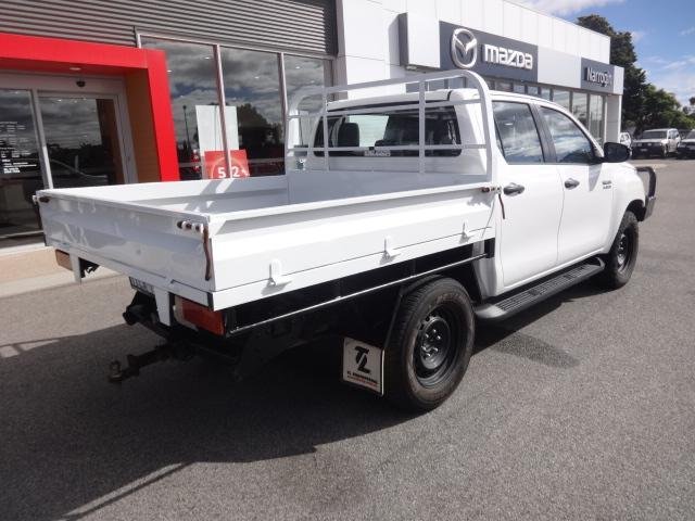 2019 Toyota Hilux SR