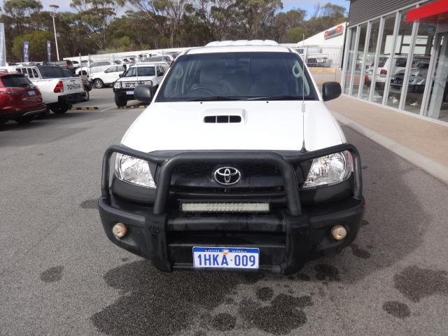 2011 Toyota Hilux SR
