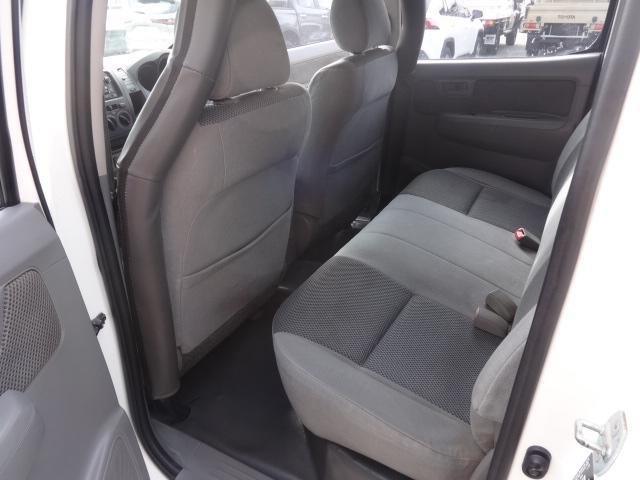 2011 Toyota Hilux SR