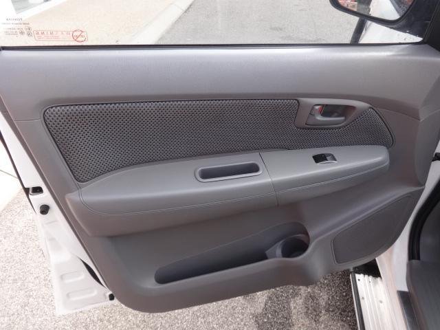 2011 Toyota Hilux SR