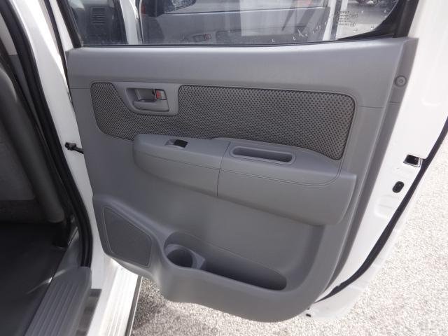 2011 Toyota Hilux SR