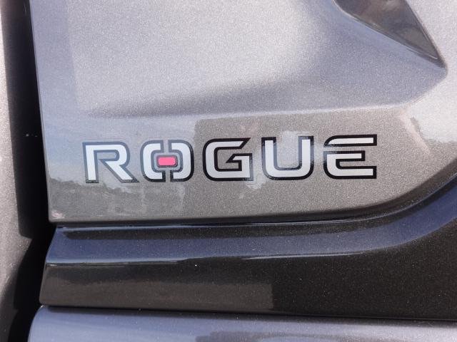 2021 Toyota Hilux Rogue