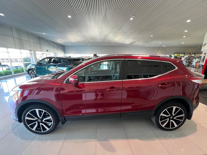 2015 Nissan QASHQAI Ti J11 Magnetic Red