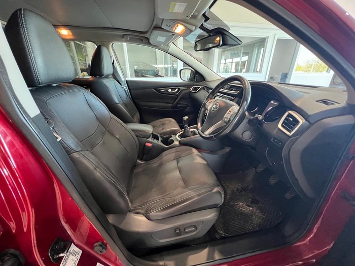 2015 Nissan QASHQAI Ti J11 Magnetic Red