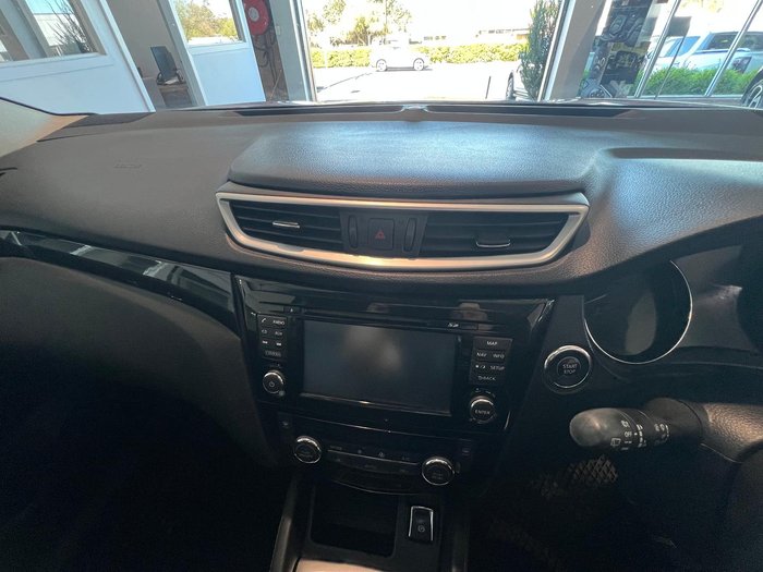 2015 Nissan QASHQAI Ti J11 Magnetic Red