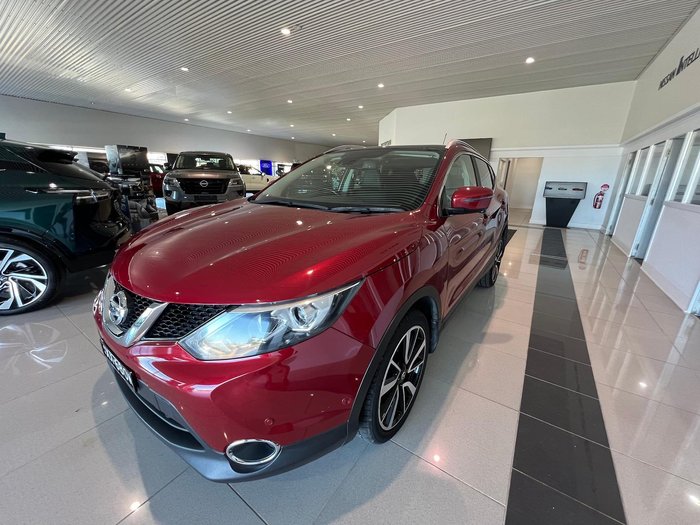 2015 Nissan QASHQAI Ti J11 Magnetic Red