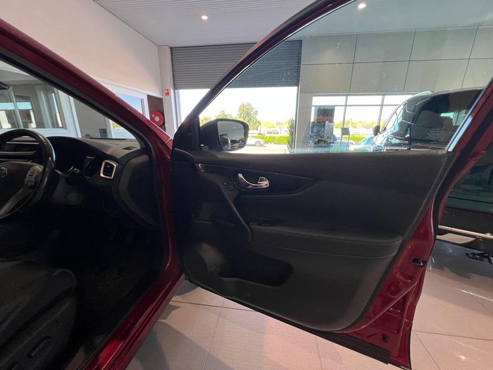 2015 Nissan QASHQAI Ti J11 Magnetic Red