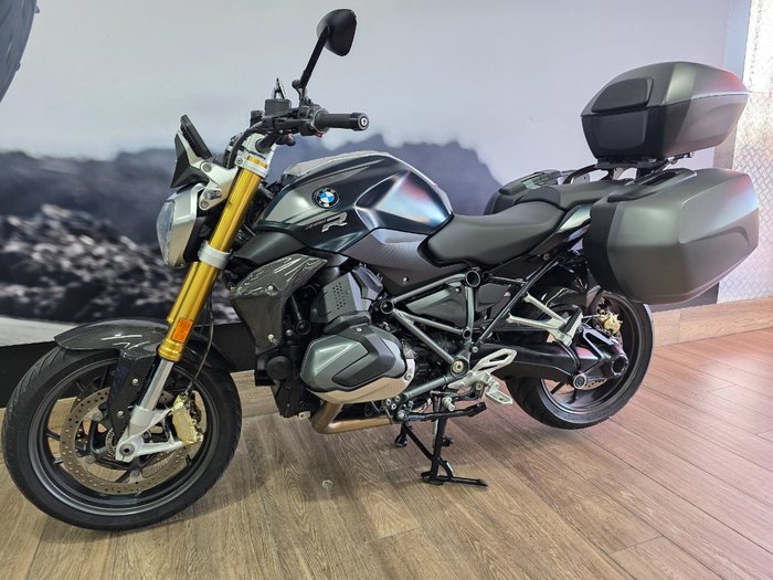 2019 BMW Motorrad R 1250 R GREEN