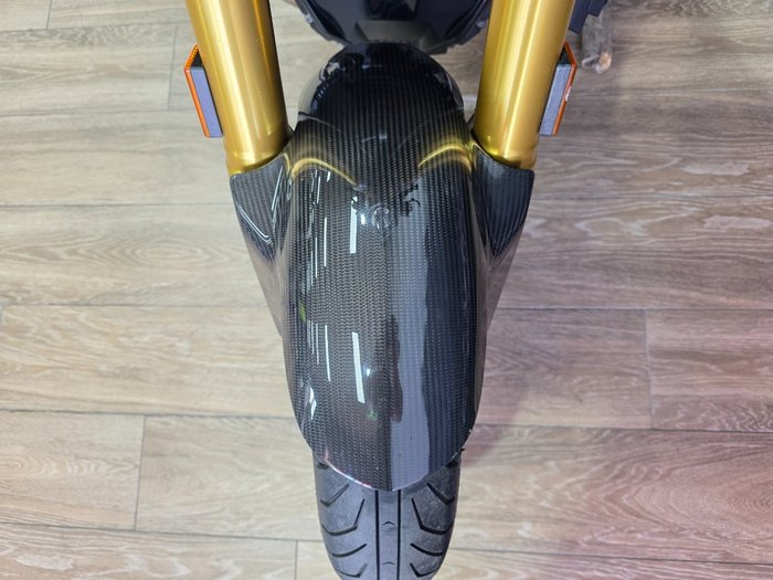 2019 BMW Motorrad R 1250 R GREEN