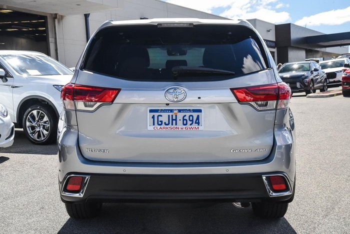 2017 Toyota Kluger Grande