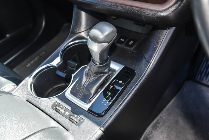 2017 Toyota Kluger Grande