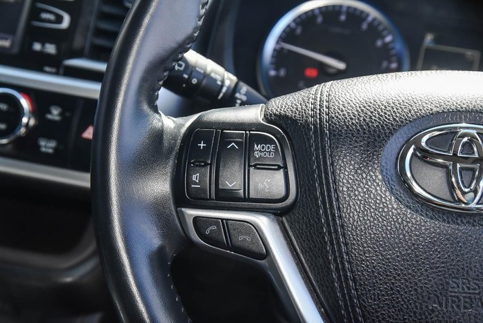 2017 Toyota Kluger Grande